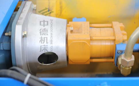 ZDPK-8025采用國內(nèi)一流品牌電機及油泵，動力強勁，噪音低.jpg
