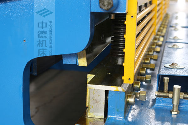ZDS-432選用上海優(yōu)質(zhì)刀片，使用壽命更長.jpg